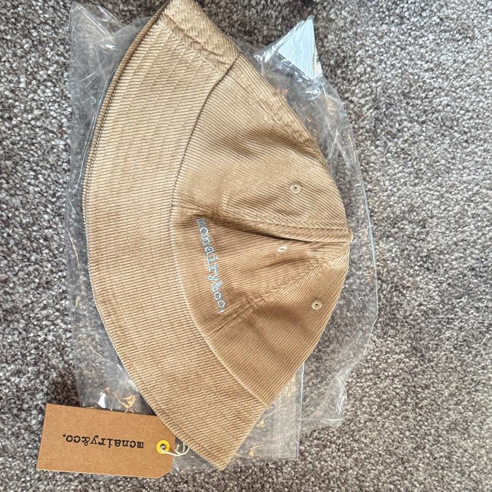 Brand newTan Bucket Hat - unisex